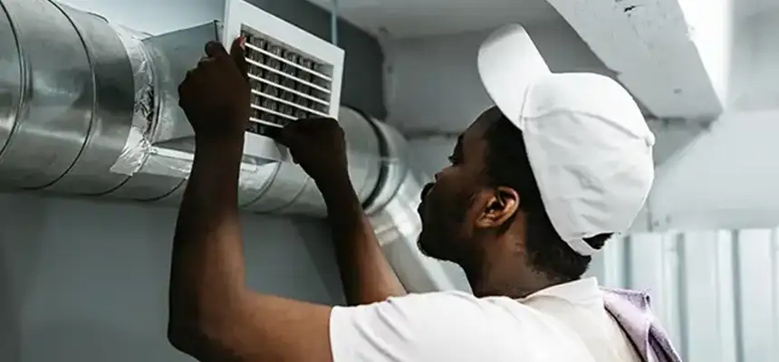 Our Licensed And Insured Cleaners in Pasadena, CA